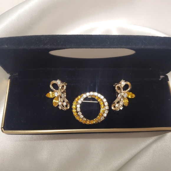 Vintage Jewelry Set ~ Vintage Earrings Rhinestones Yellow ~ Vintage Brooch - Picture 13 of 16
